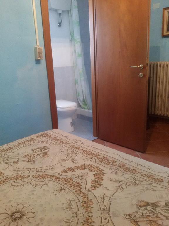 Bed and Breakfast Azzurre BeB Laterina Esterno foto